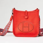 Evelyne leather crossbody bag