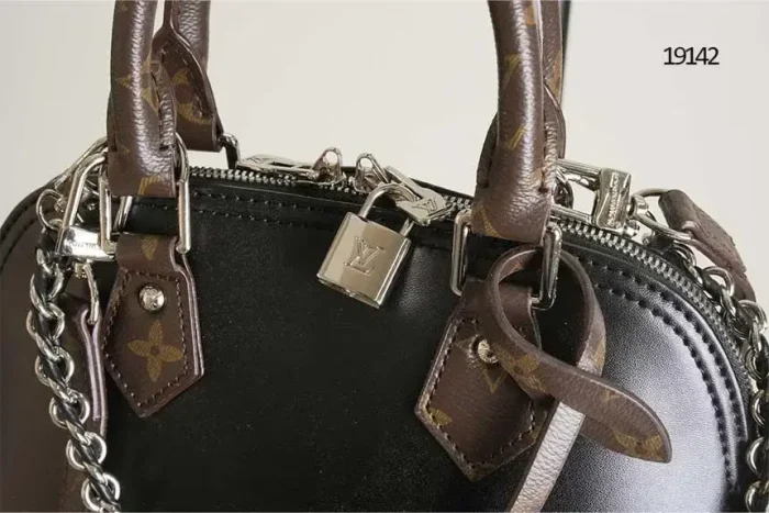 Louis Vuitton Alma BB، - Image 10