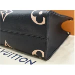 louis vuitton  OnTheGo PM - Image 8