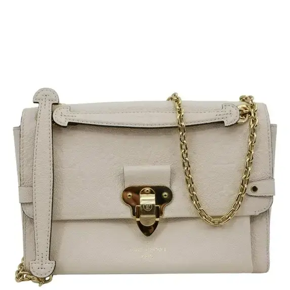 a580fafc-dc39-4de6-80f3-07421988281e08e15784a7b53fdde5d6c6c0ffba9221-1.webp Louis Vuitton Vavin BB - Image 1