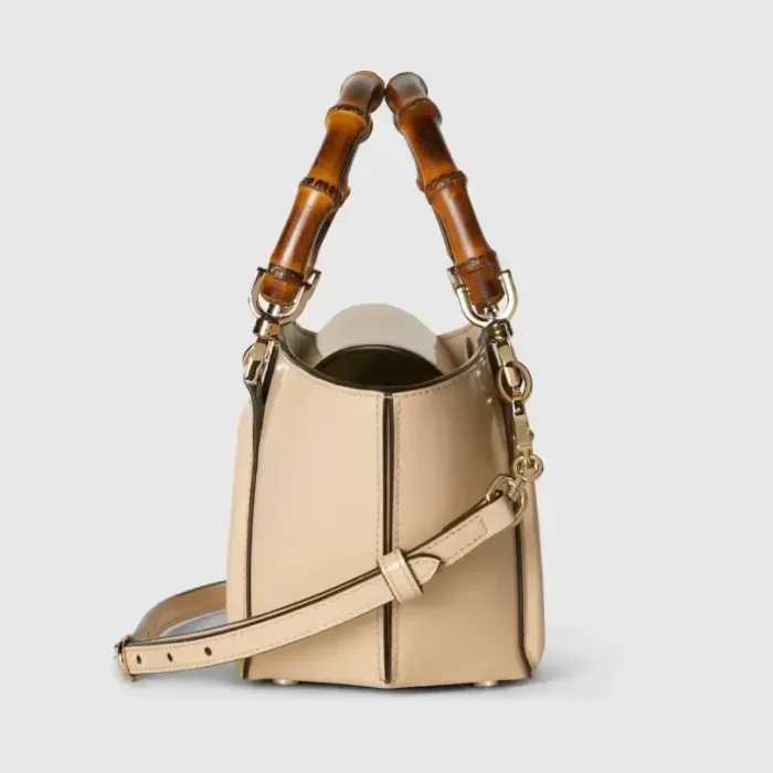 Gucci leather tote with bamboo handles - Image 6