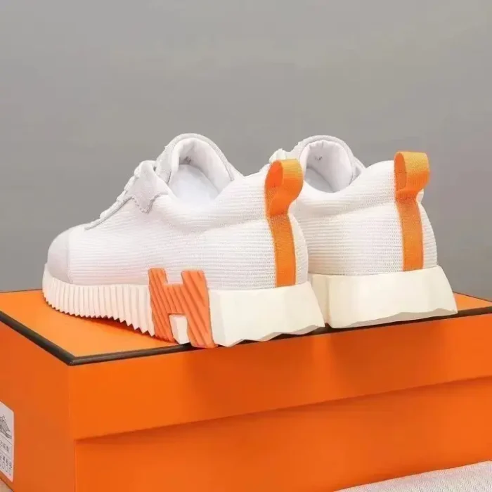 Bouncing sneaker - Image 8