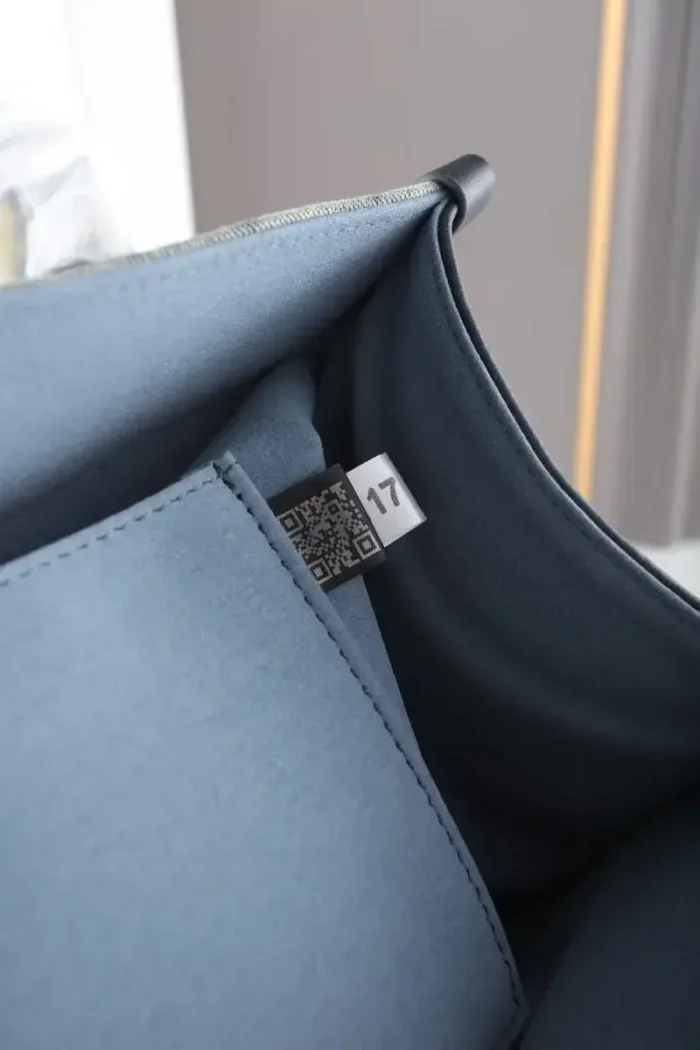 Ophidia Tote Bag - Image 6