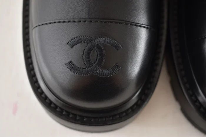 Chanel quilted leather combat boots - Image 9