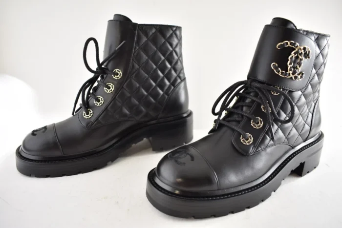 Chanel quilted leather combat boots - Image 11