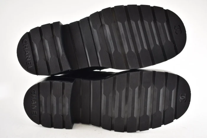 Chanel quilted leather combat boots - Image 13