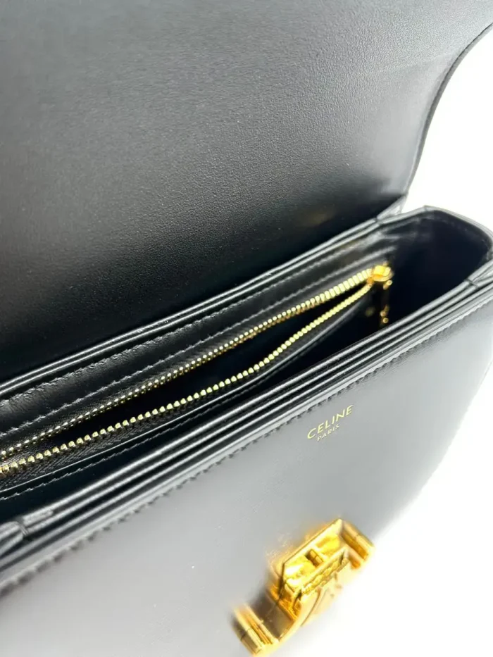 Triomphe leather handbag - Image 6